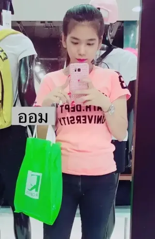  น้อง ออมสิน ไลฟ์สไตล์สุดน่ารัก รับงาน ภูเก็ต - ไซด์ไลน์ตรงปก Fanschao