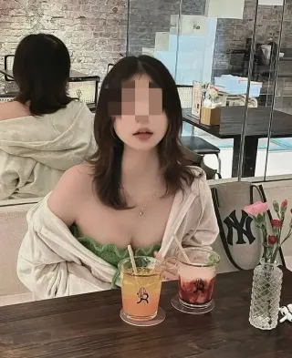  น้อง ใบเฟิร์น ตัวจริงขาวสวย รับงาน สุราษฎร์ธานี - ไซด์ไลน์ตรงปก Fanschao