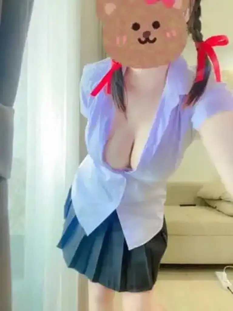 น้อง ลูกหมีแม่สอด ไซด์ไลน์ตรงปก รับงาน แม่สอด  ฟิวแฟน เด็กเอ็น เรท 1,500 บาท