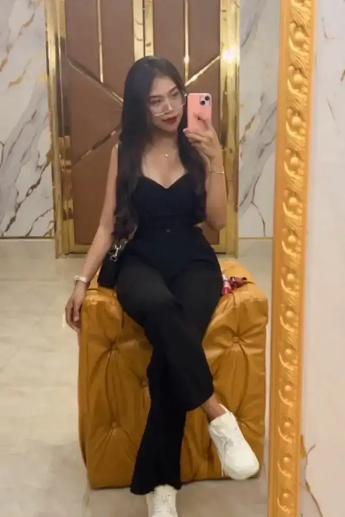 น้อง มะเหมี่ยว ไซด์ไลน์ตรงปก รับงาน จอมทอง  ฟิวแฟน เด็กเอ็น เรท 1,300 บาท