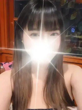  น้อง ลูน่า ตัวจริงขาวสวย รับงาน กรุงเทพ - ไซด์ไลน์ตรงปก Fanschao