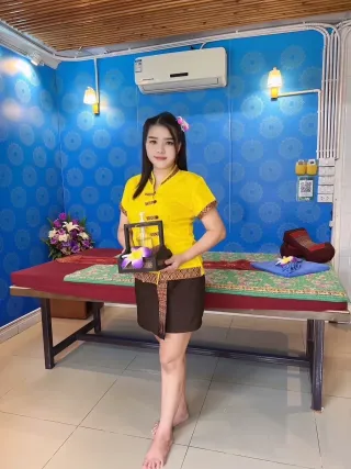  น้อง แคทหมอนวดหญิง ไลฟ์สไตล์สุดน่ารัก รับงาน กรุงเทพ - ไซด์ไลน์ตรงปก Fanschao