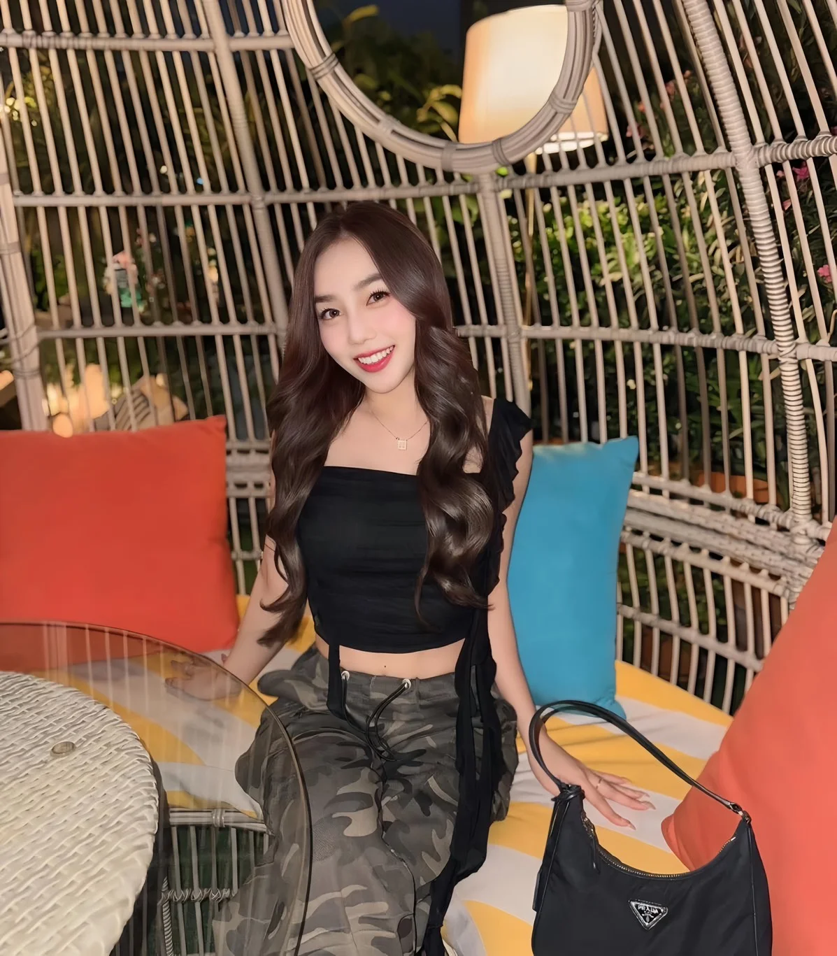 น้อง มีส • กรุงเทพ • ราคา 900 บาท