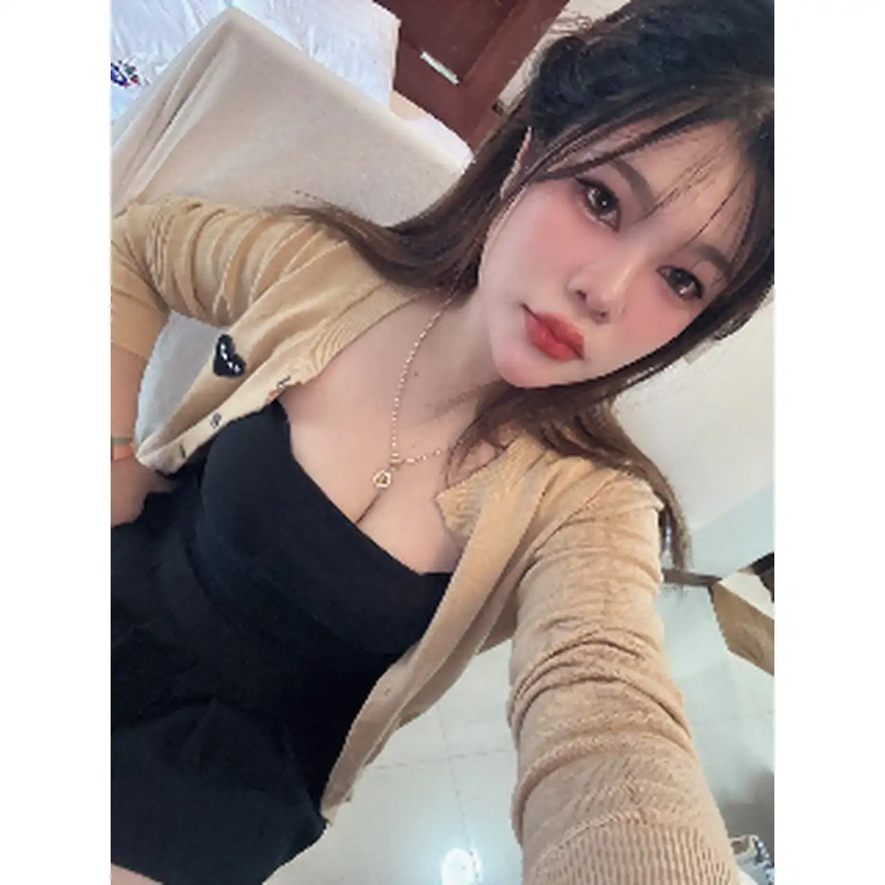  น้อง คริสตัล ไลฟ์สไตล์สุดน่ารัก รับงาน นนทบุรี - ไซด์ไลน์ตรงปก Fanschao