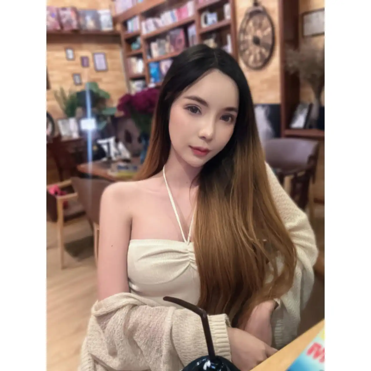 ไซด์ไลน์ น้อง โมเดล รับงาน ชลบุรี ศรีราชา - ไซด์ไลน์ตรงปก Fanschao