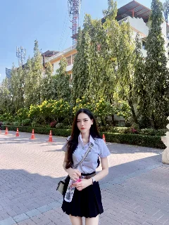  น้อง มิลิน ตัวจริงขาวสวย รับงาน กรุงเทพ - ไซด์ไลน์ตรงปก Fanschao