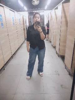 น้อง อุ้ม ตัวจริงขาวสวย รับงาน สมุทรปราการ - ไซด์ไลน์ตรงปก Fanschao