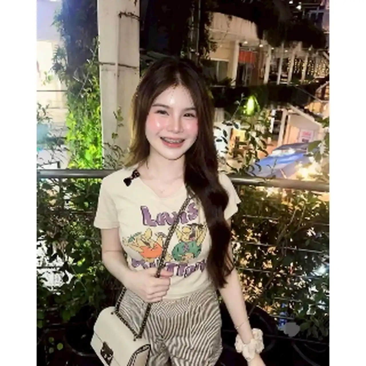  น้อง ใบเฟิร์น ตัวจริงขาวสวย รับงาน กรุงเทพ - ไซด์ไลน์ตรงปก Fanschao