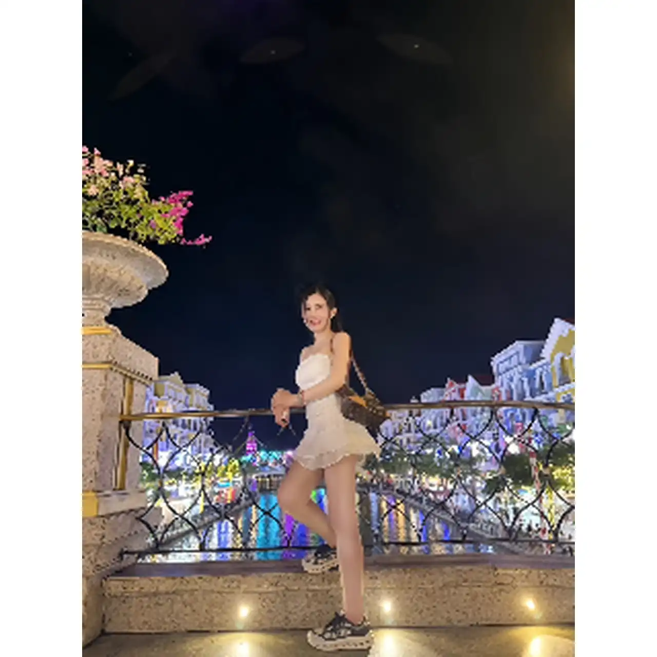  น้อง หลิงหลิง ตัวจริงขาวสวย รับงาน กรุงเทพ - ไซด์ไลน์ตรงปก Fanschao