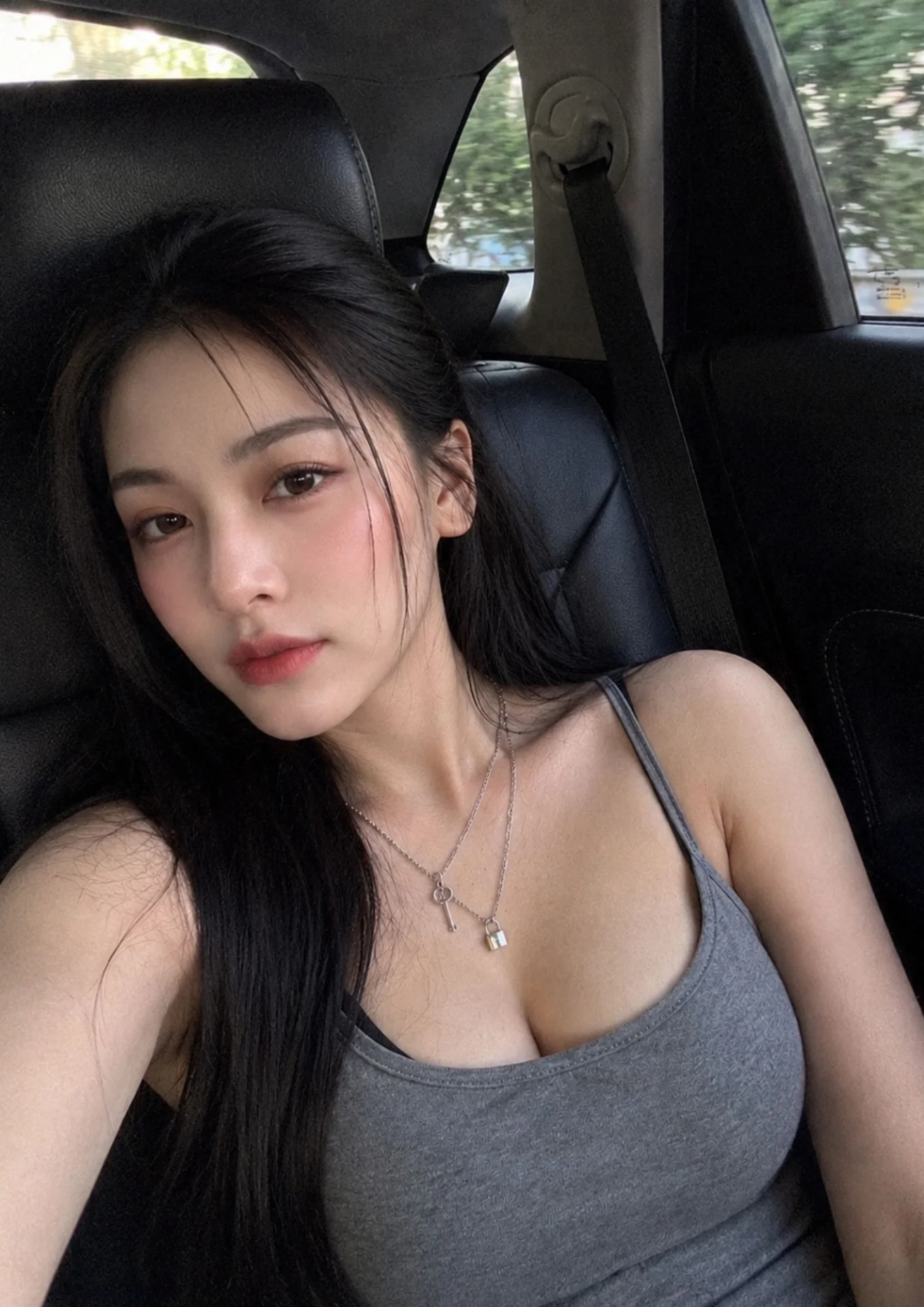 น้อง อีฟ • กรุงเทพ • ราคา 1,400 บาท