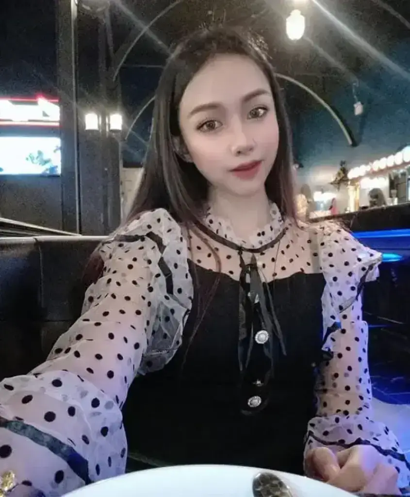 น้อง ขนมจีน ไซด์ไลน์ตรงปก รับงาน เมืองระยอง  ฟิวแฟน เริ่มต้น 1,000  บาท